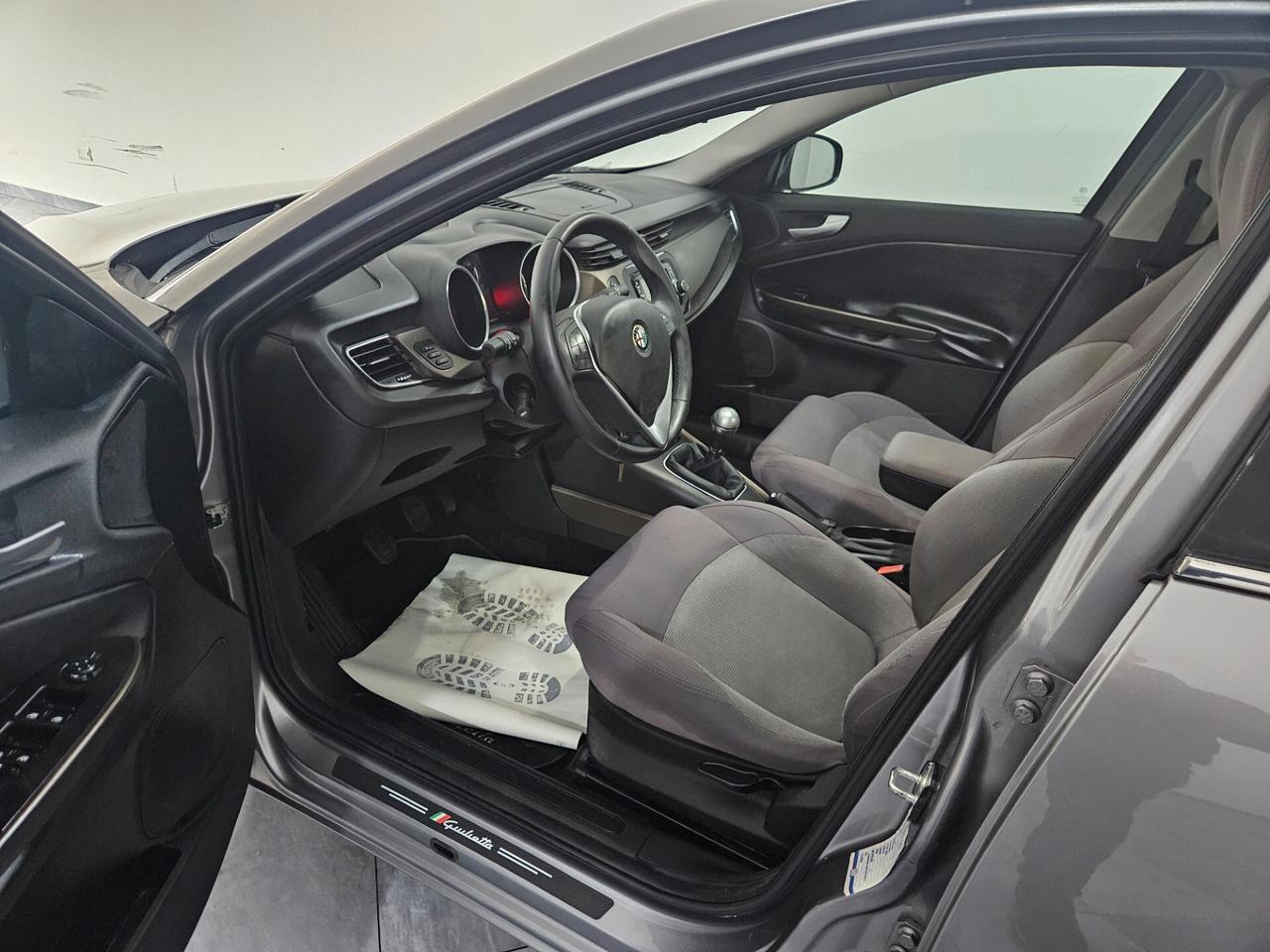 Alfa Romeo Giulietta 1.6 JTDm-2 105 CV Distinctive