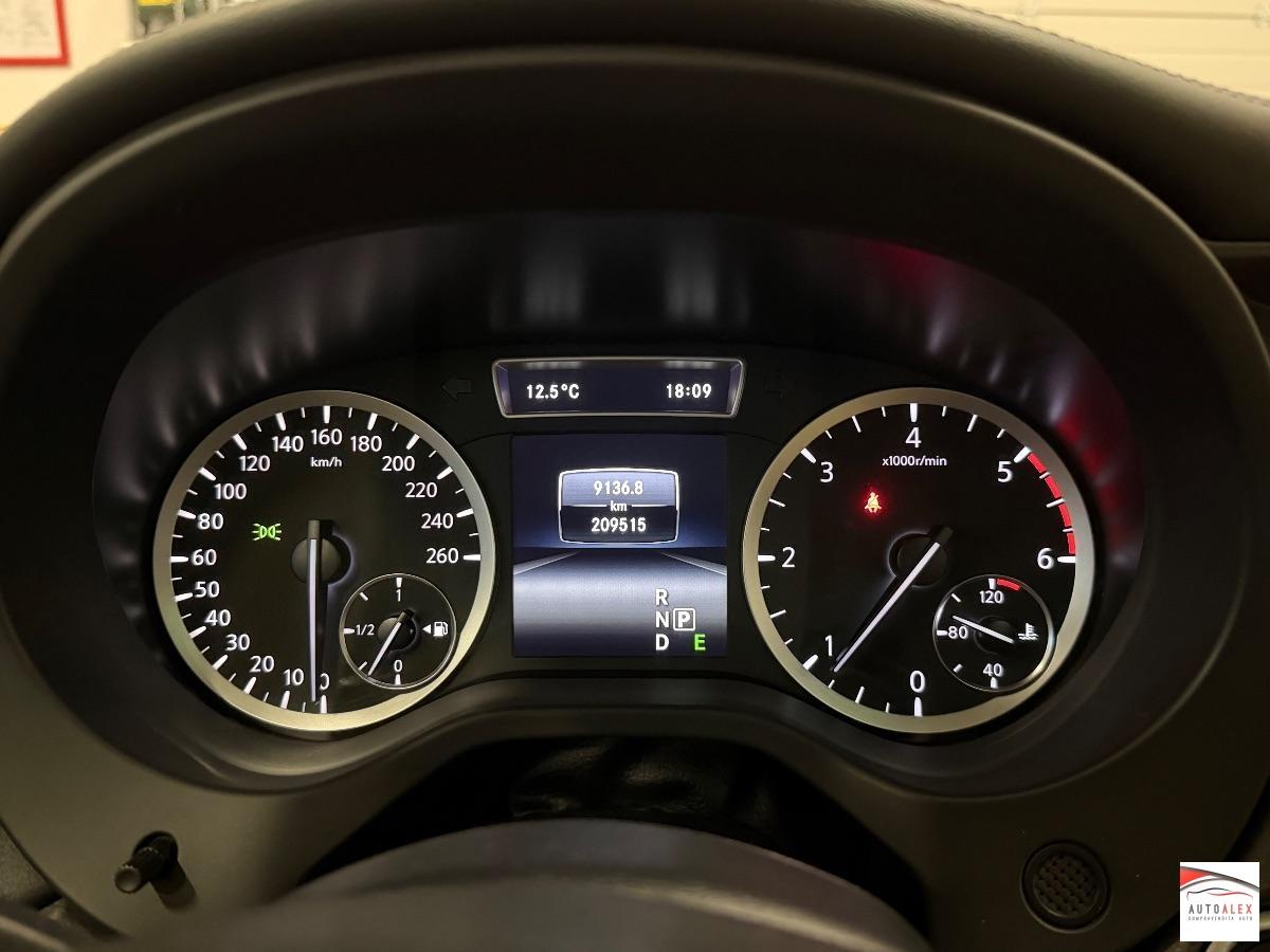 INFINITI - QX30 2.2d Premium Tech awd dct