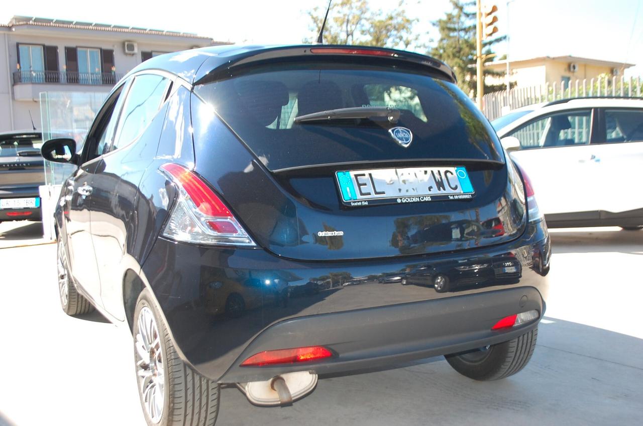 Lancia Ypsilon 1.2 gpl 69CV Ecochic Uff. Italy