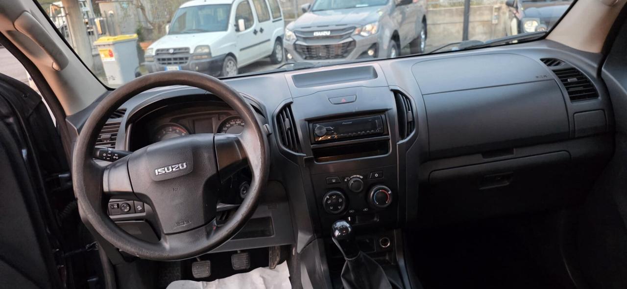 Isuzu D-Max 1.9 Crew Cab Satellite 4WD A/C