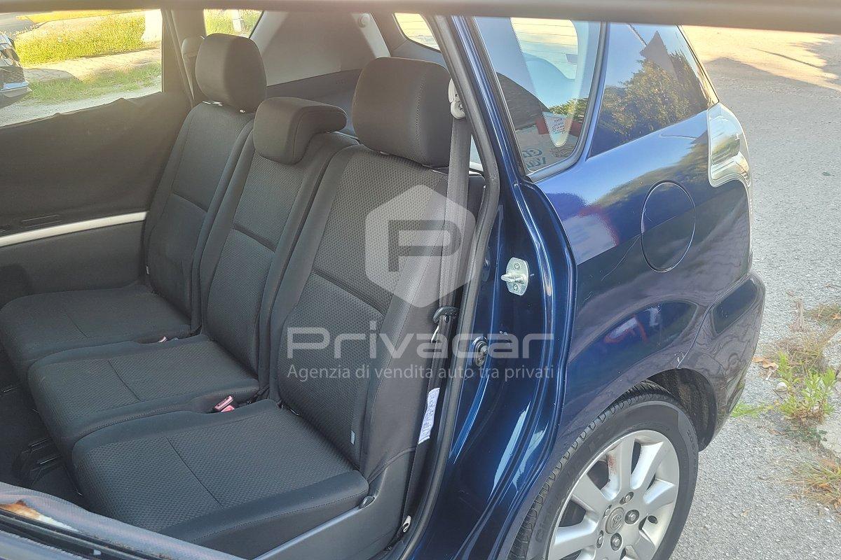 TOYOTA Corolla Verso 2.0 16V D-4D Sol