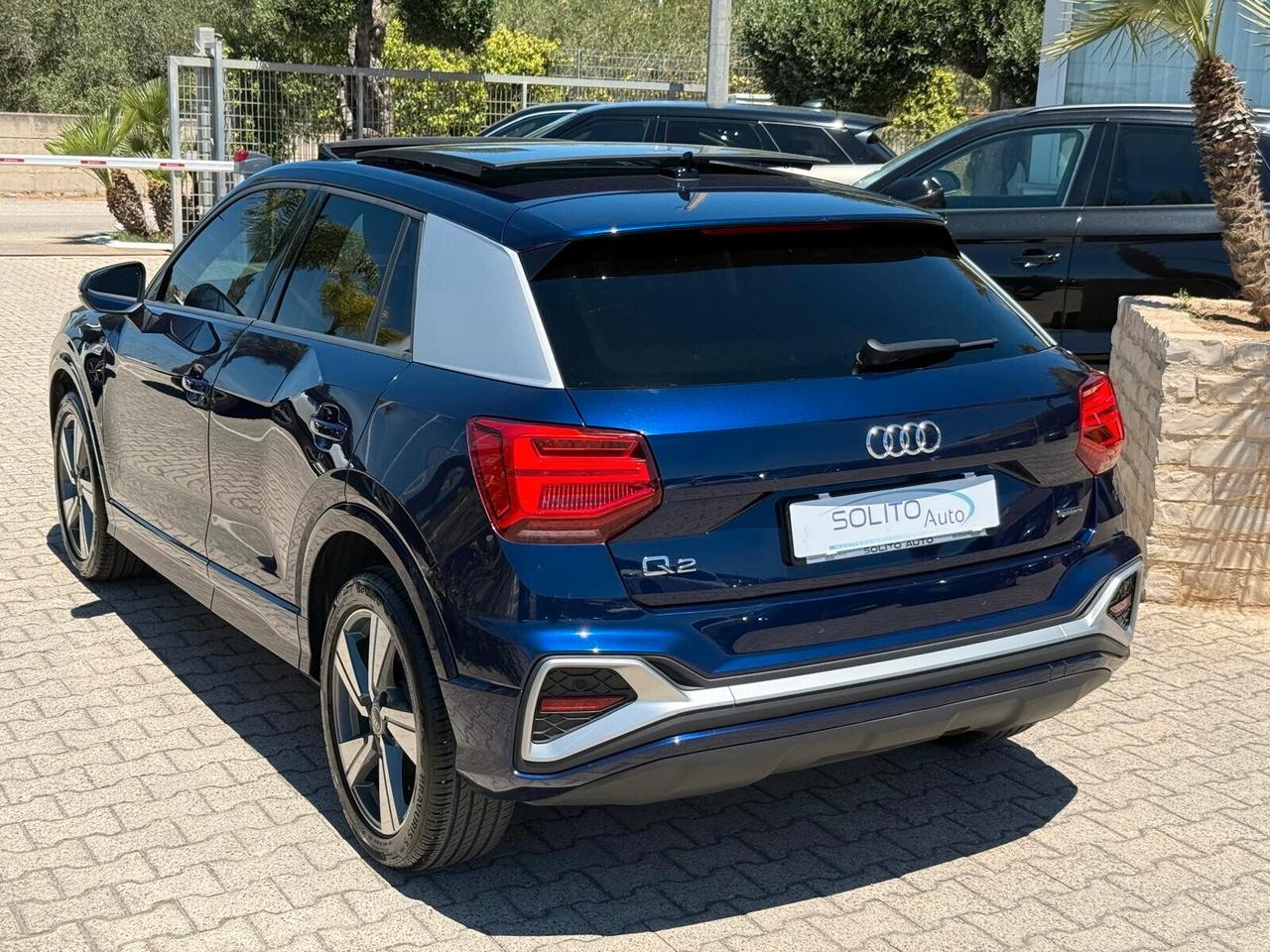 Q2 2.0 150CV quattro S line Edition + TETTO Blu Navarra