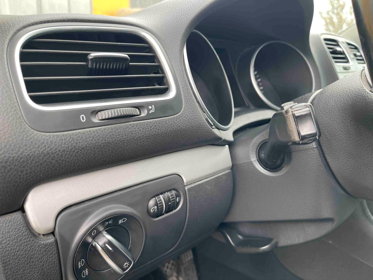 Volkswagen Golf 1.6 TDI DPF 5p. Highline NEOPATENTATI