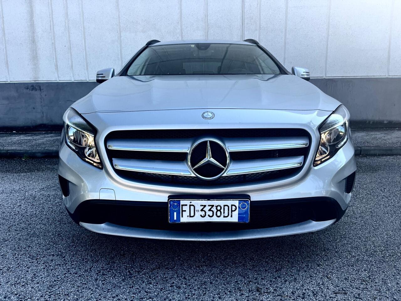 GLA 200 (136cv) MOTORE MERCEDES 4MATIC*AUTOMATICO