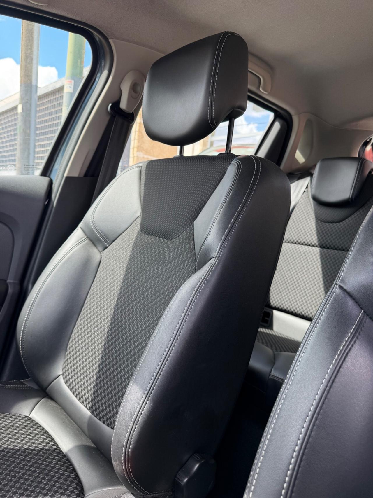 Renault Clio 1.5 dCi 75 CV Duel-2018/LED/NAVI