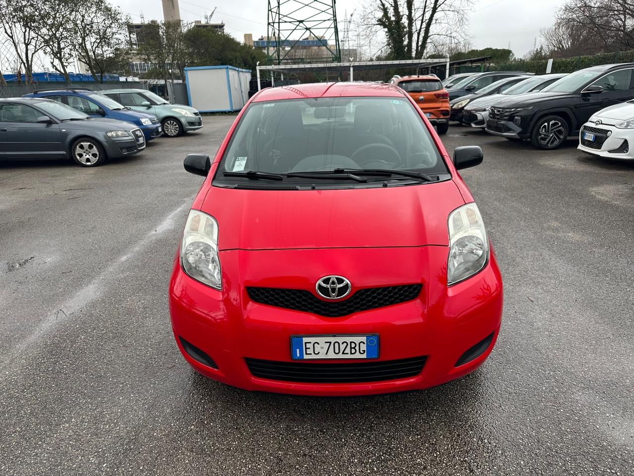 Toyota Yaris 1.0 5p. Now - 2010 - 99.000km Neop.