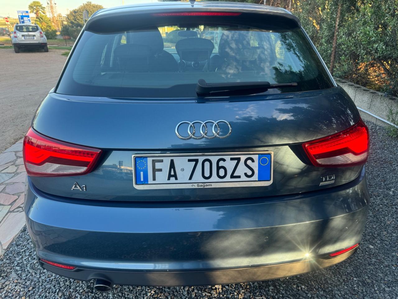 Audi A1 SPB 1.4 TDI ultra S tronic Metal plus