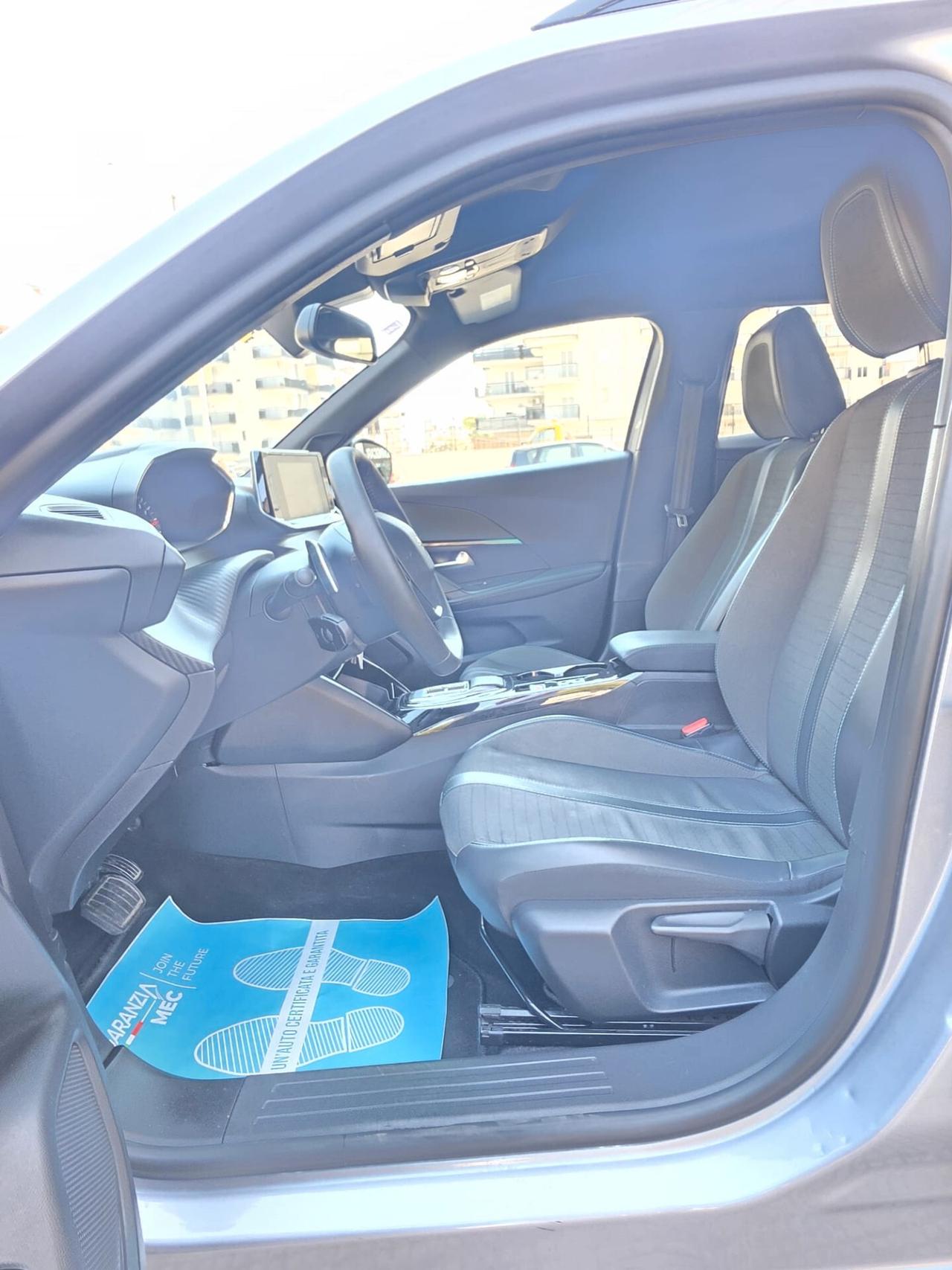 Peugeot 2008 BlueHDi 130 S&S EAT8 Allure