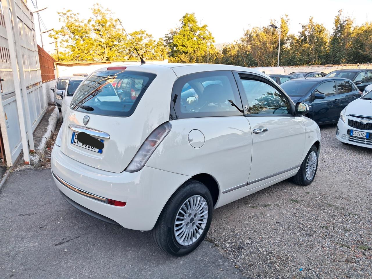 Lancia Ypsilon 1.3 MJT 75 CV