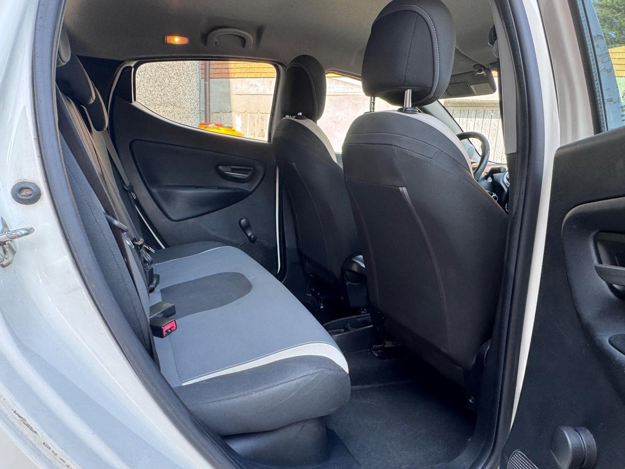 Lancia Ypsilon 1.2 69 CV 5 porte GPL Ecochic Gold