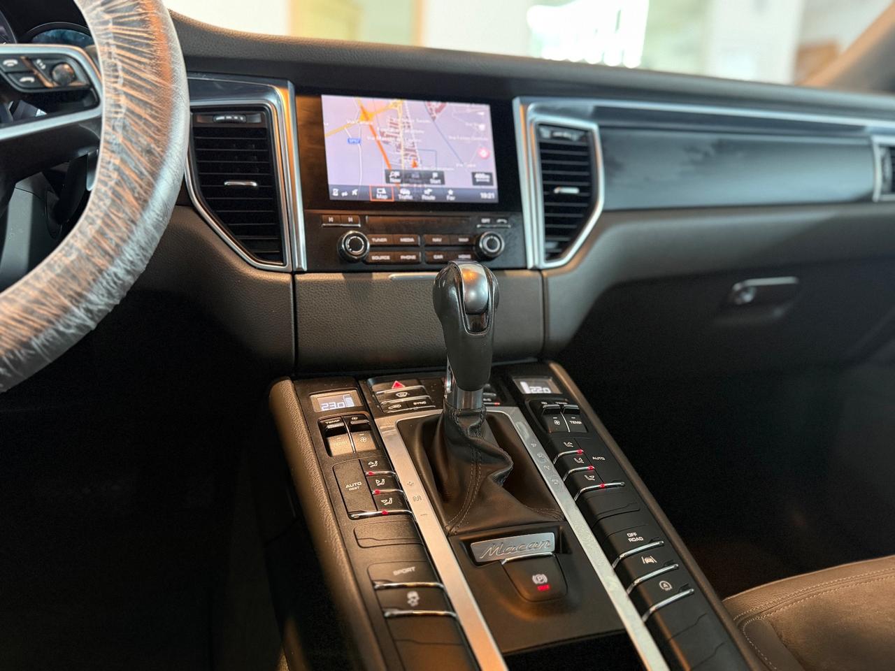 Porsche Macan 2.0 Benz 252CV Platnium 2017