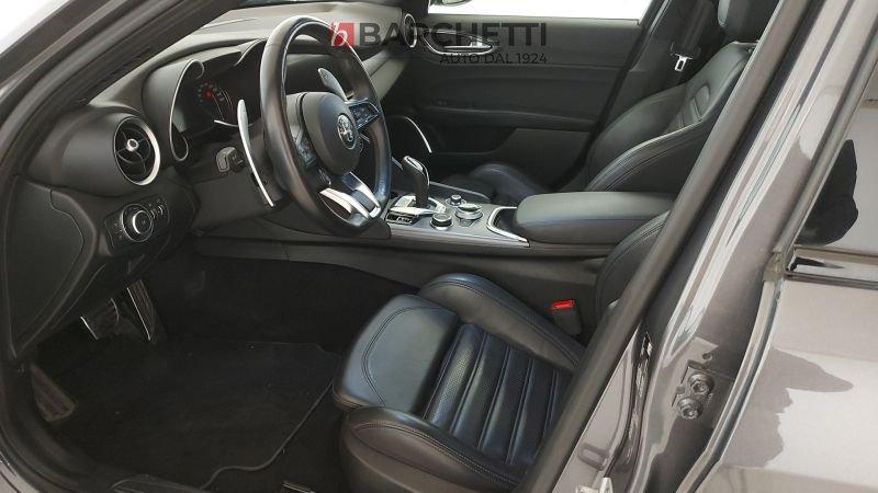Alfa Romeo Giulia VELOCE 2.2 TUBO AT8 210CV AWD Q4 E6D-TEMP