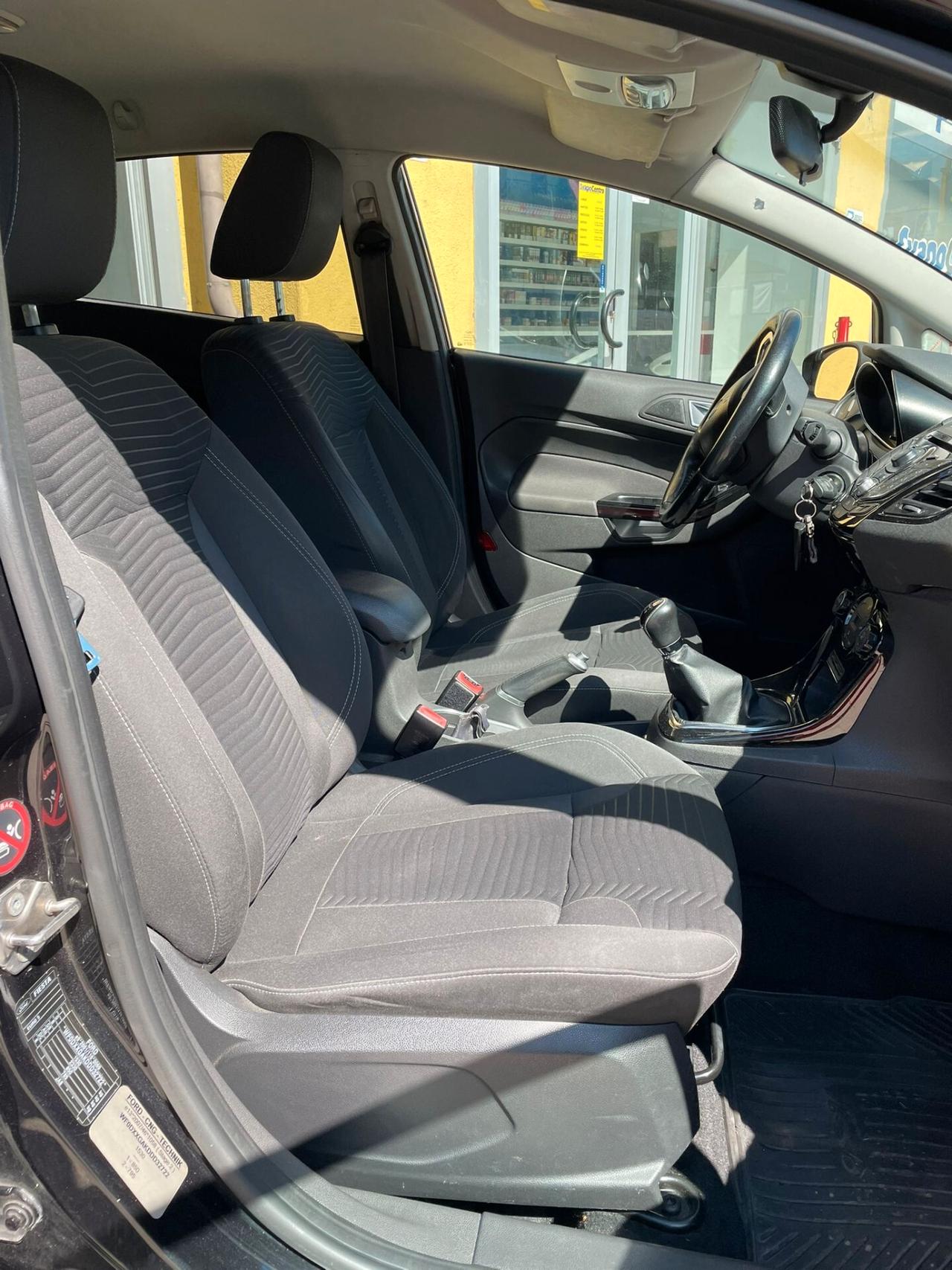 Ford Fiesta 1.4 5p. Bz.- GPL Titanium