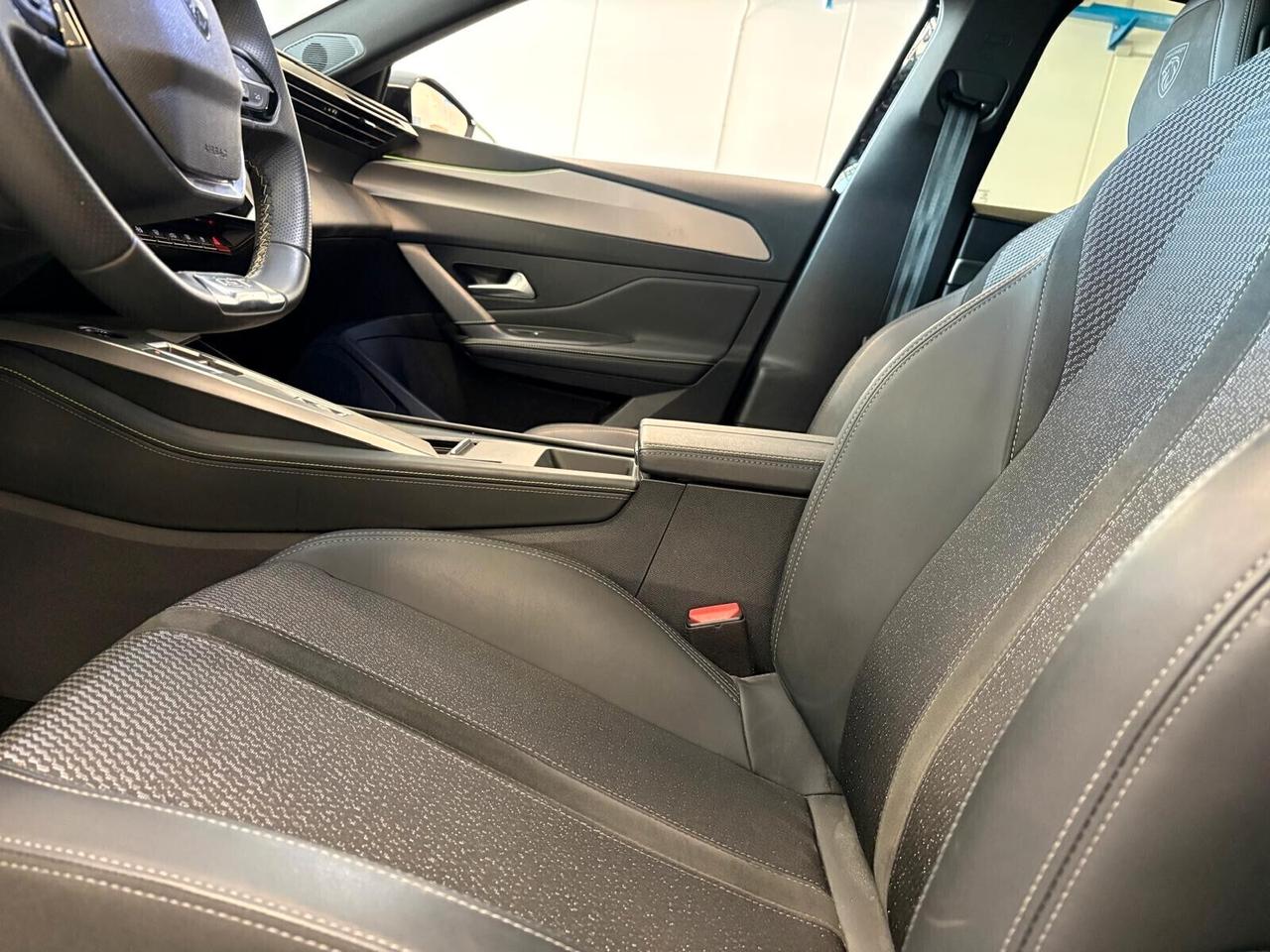 Peugeot 308 GT Hybrid 145 e-DCS6 SPOTICAR