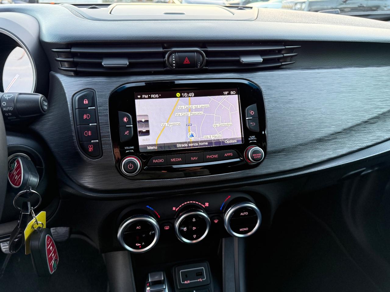 Alfa Romeo Giulietta Ti 1.6 120 CV Navi NEOPATENTATI Garantita