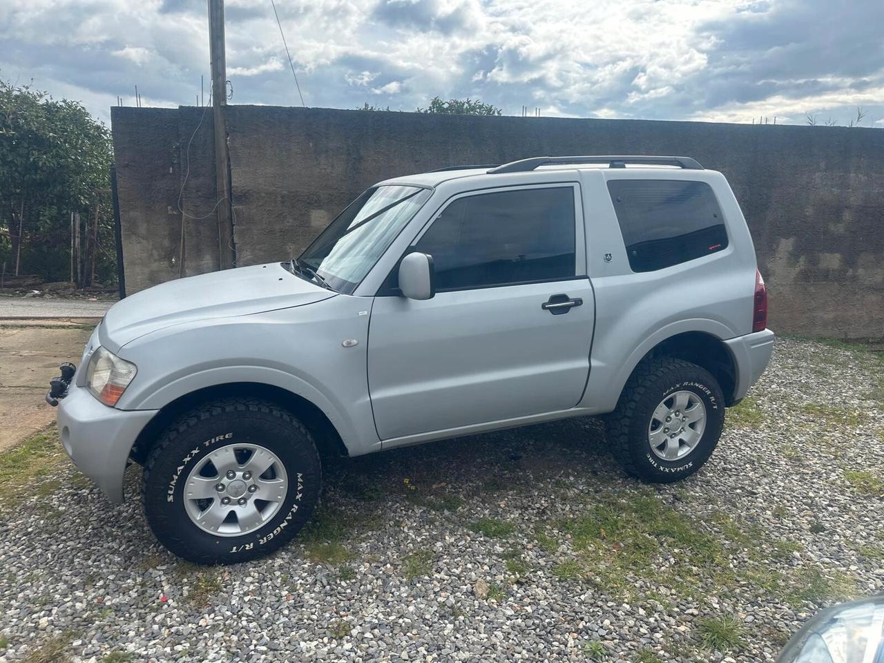 Mitsubishi Pajero 3.2 DI-D 16V 3p. Invite