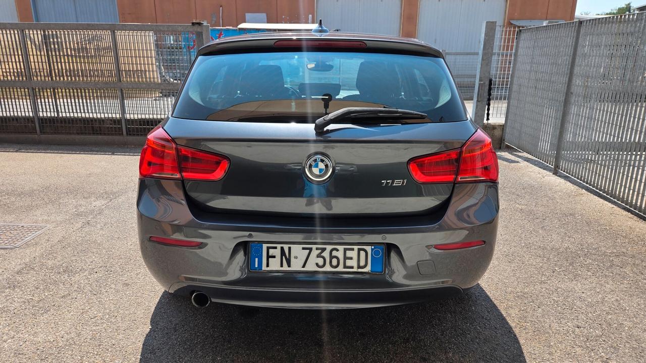 Bmw 118 118i 5p. Sport neo patentati unico proprietario
