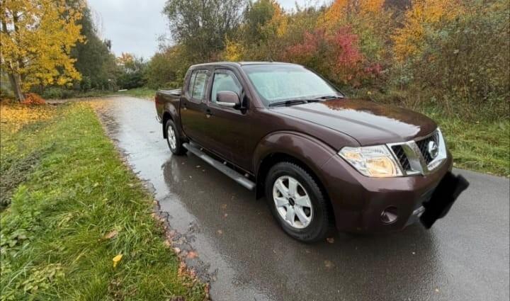 Nissan Navara 2.5 dCi 190CV 4 porte Double Cab LE 4x4