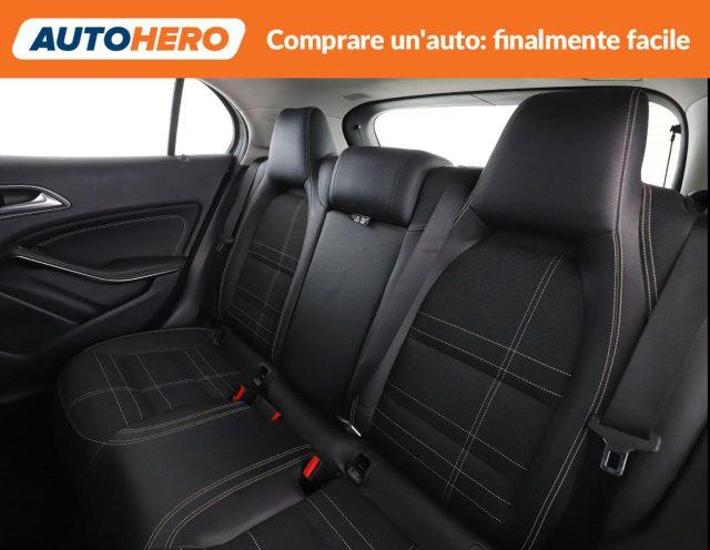 MERCEDES-BENZ GLA 200 d Sport