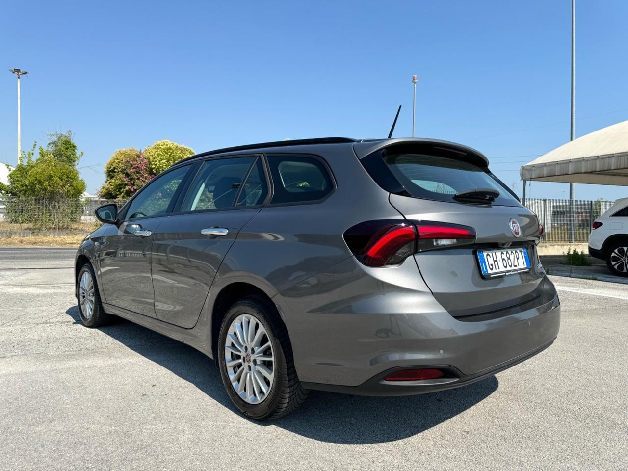 FIAT TIPO SW 1.3 Mjt Business - Navi Led