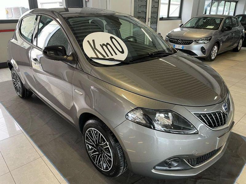 Lancia Ypsilon 1.0 FireFly 5 porte S&S Hybrid Gold