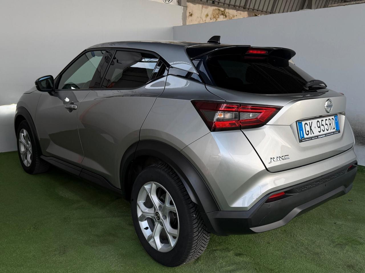 Nissan Juke 1.0 DIG-T 114 CV Business