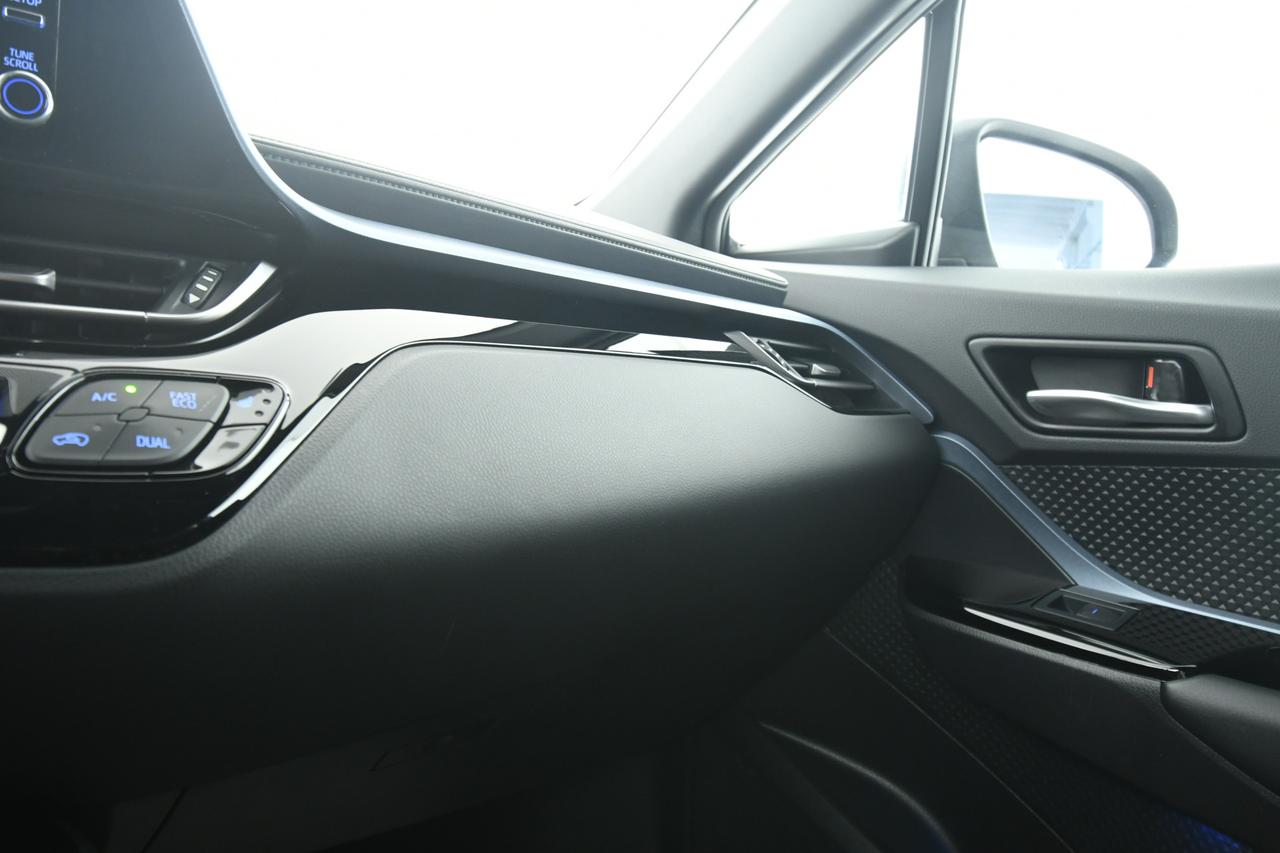 TOYOTA C-HR 1.8h Trend e-cvt NEOPATENTATI+CAMERA+ACC