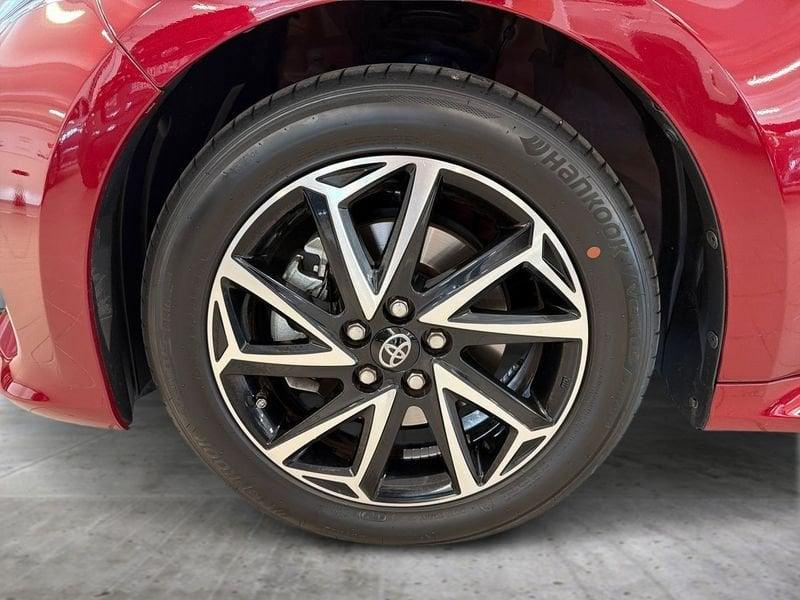 Toyota Yaris Hybrid Trend MY21