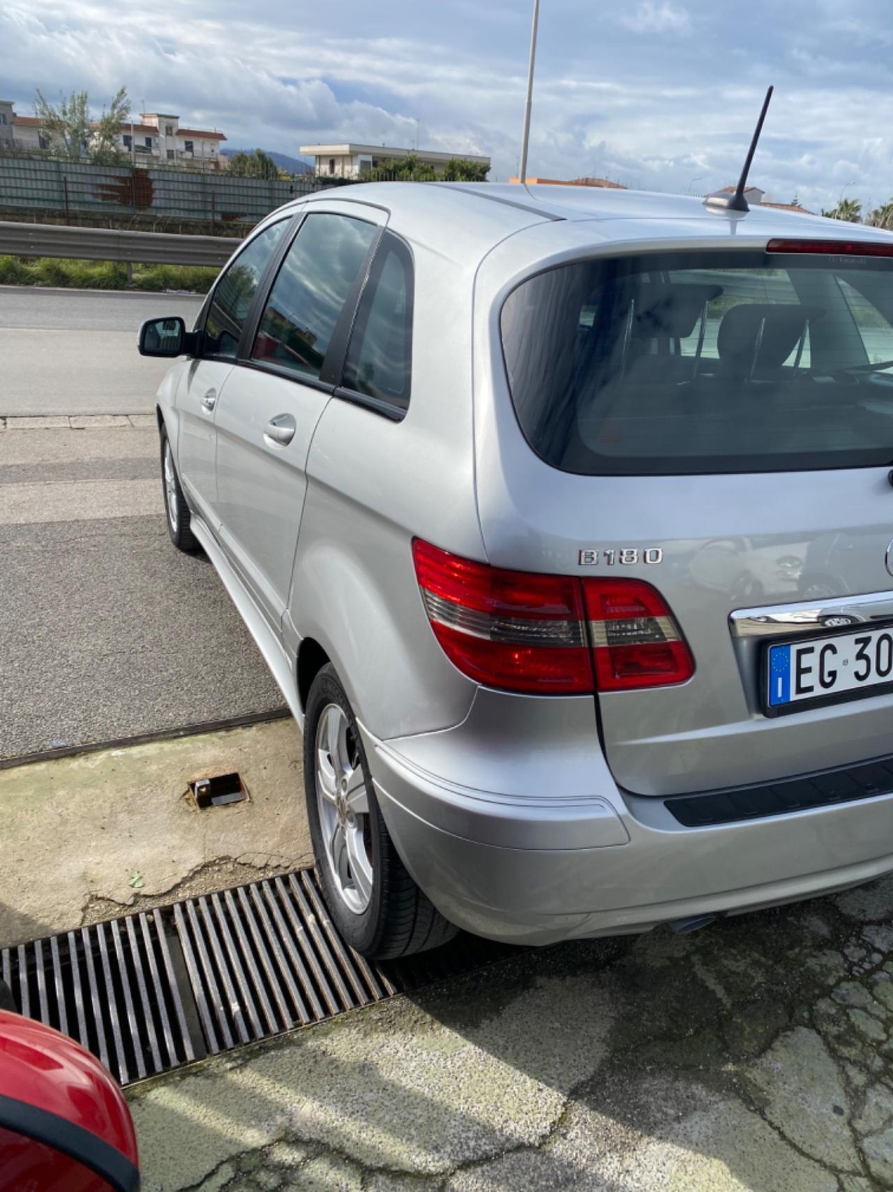 Mercedes-benz B 170 180 BlueEFFICIENCY Executive