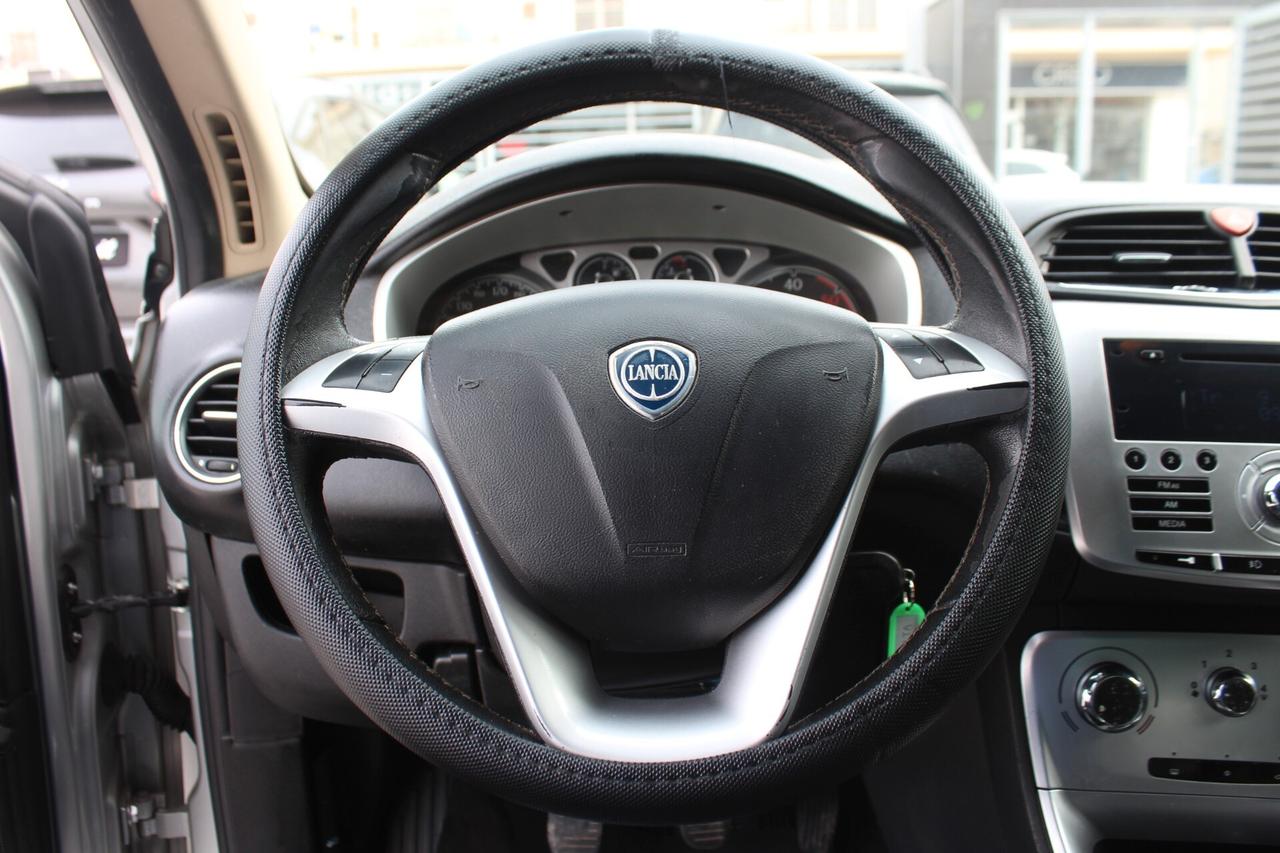 Lancia Delta 2.0 MJT DPF Argento