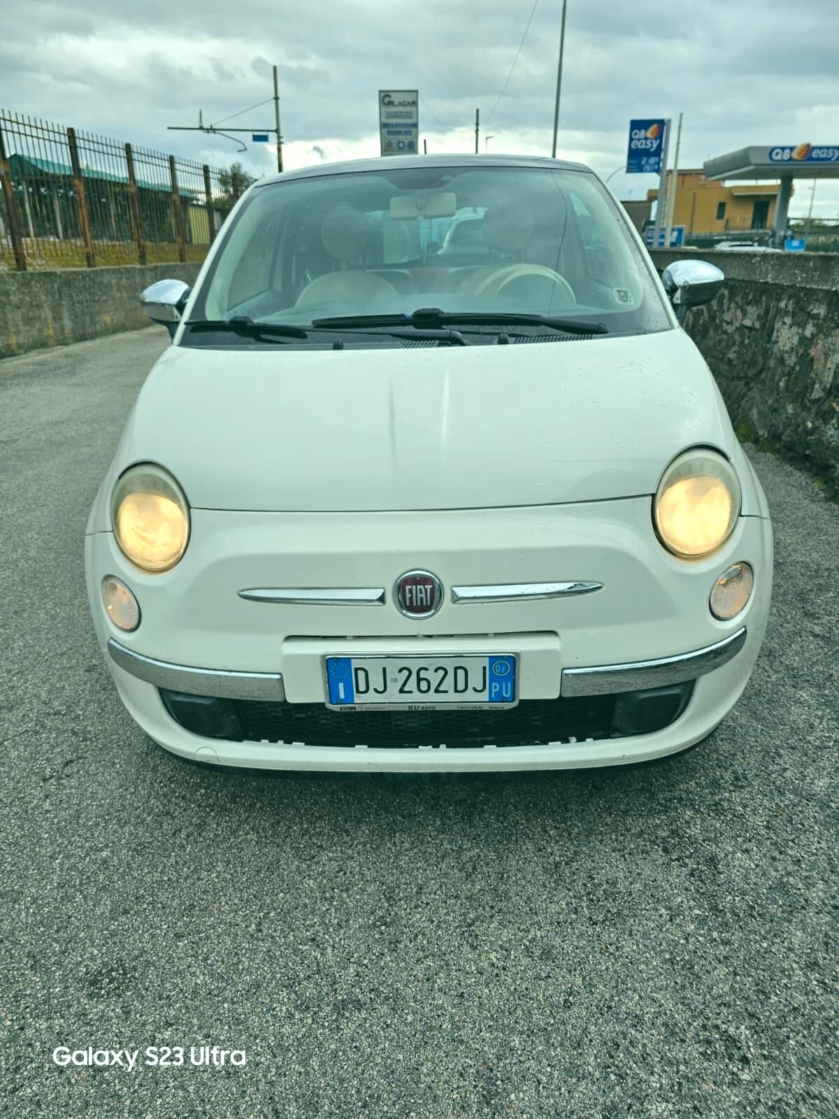 Fiat 500 MODELLO LOUNGE