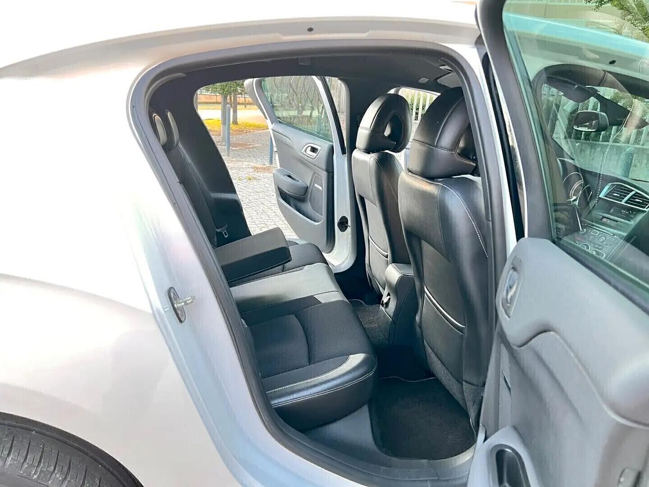 DS Automobiles DS 4 1.6 VTi Benz 120cv So Chic