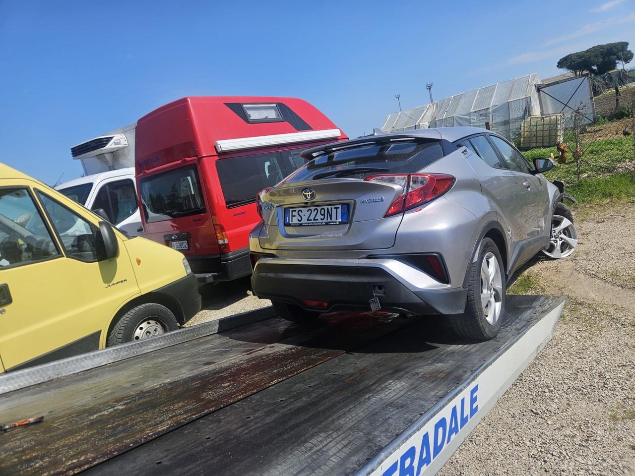 Toyota C-HR 1.8 Hybrid E-CVT Active INCIDENTATA