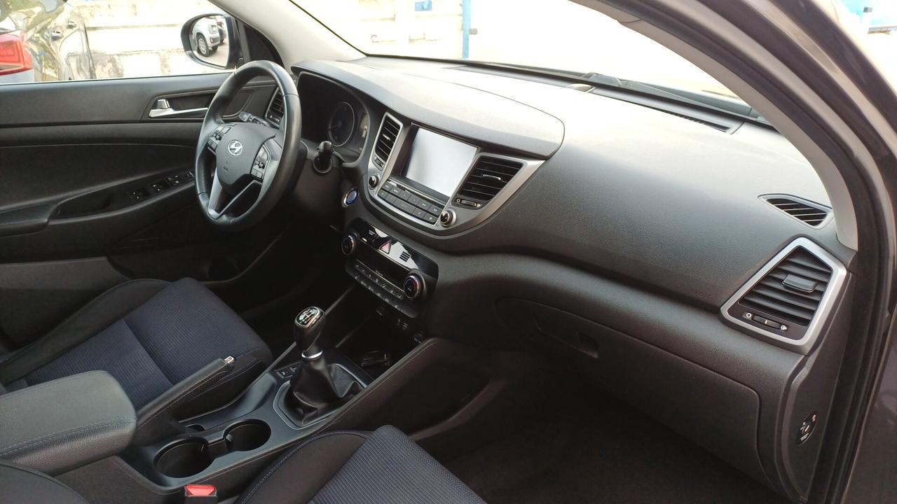 Hyundai Tucson 1.7 CRDi Sound Edition