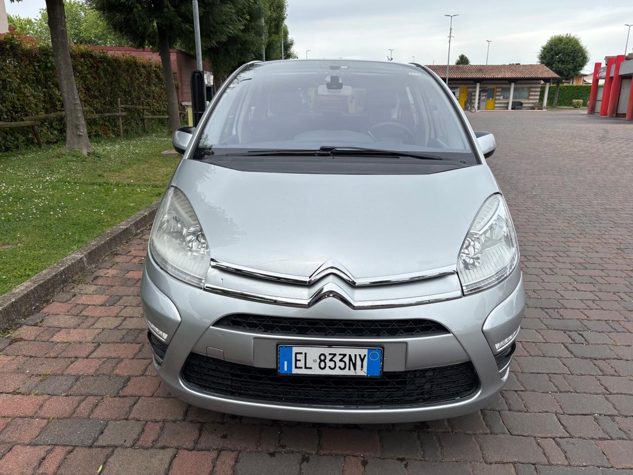 Citroen C4 Picasso 1.6 E-HDI OK per neopatentati!!