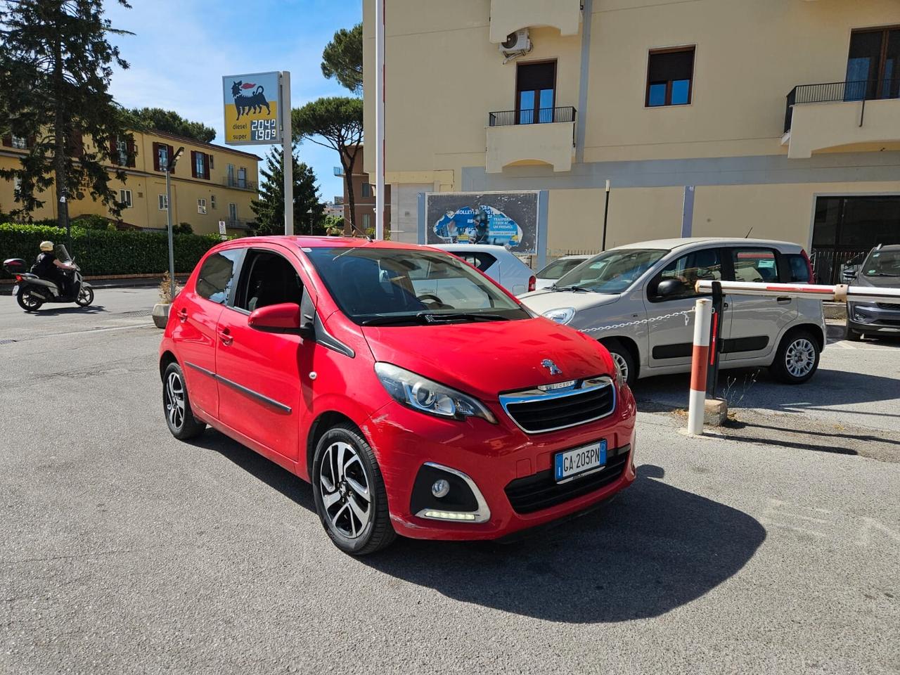 Peugeot 108 PureTech 82 5 porte Allure