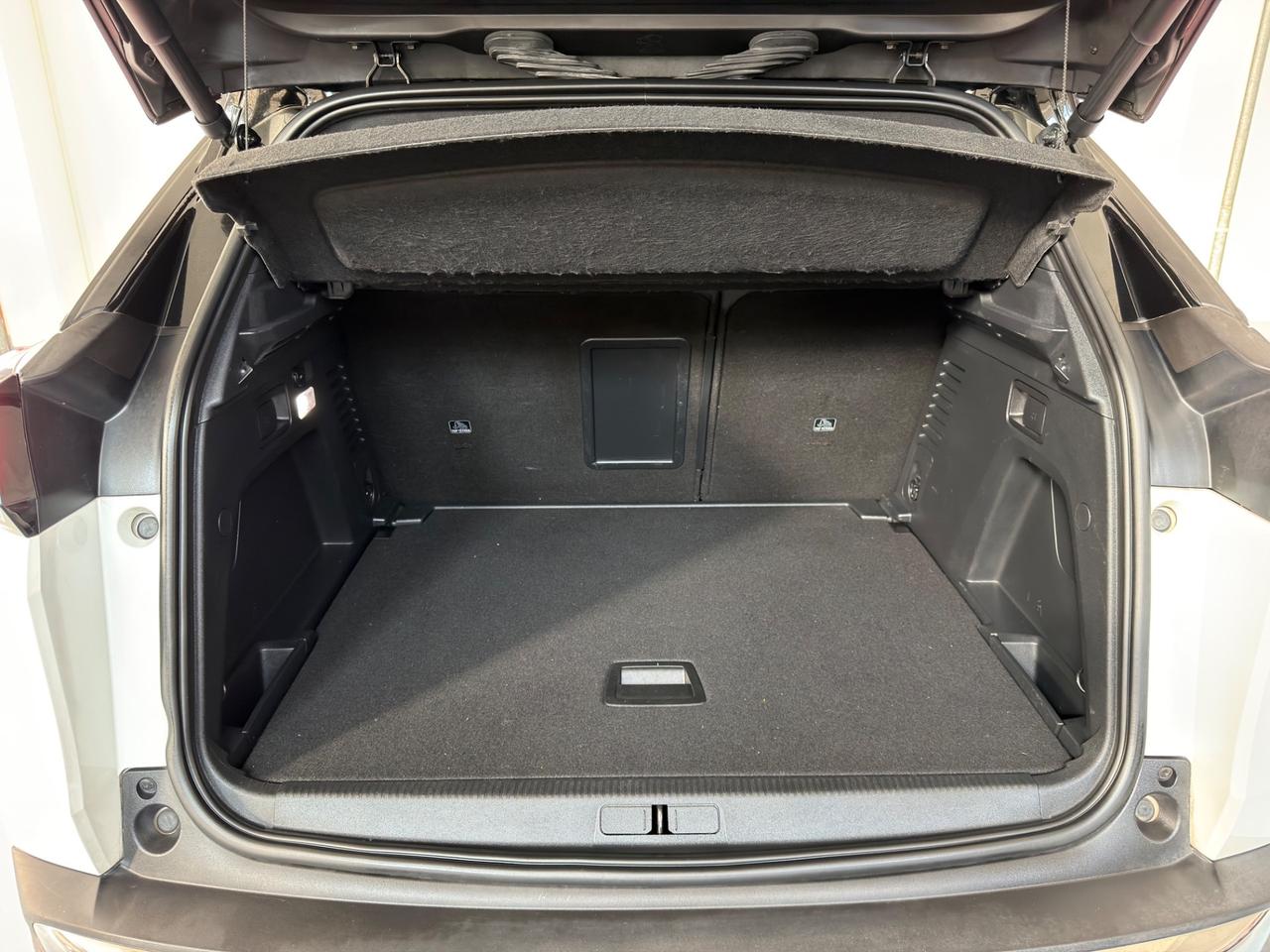 Peugeot 3008 BlueHDi 130 S&S EAT8 GT Line TETTO