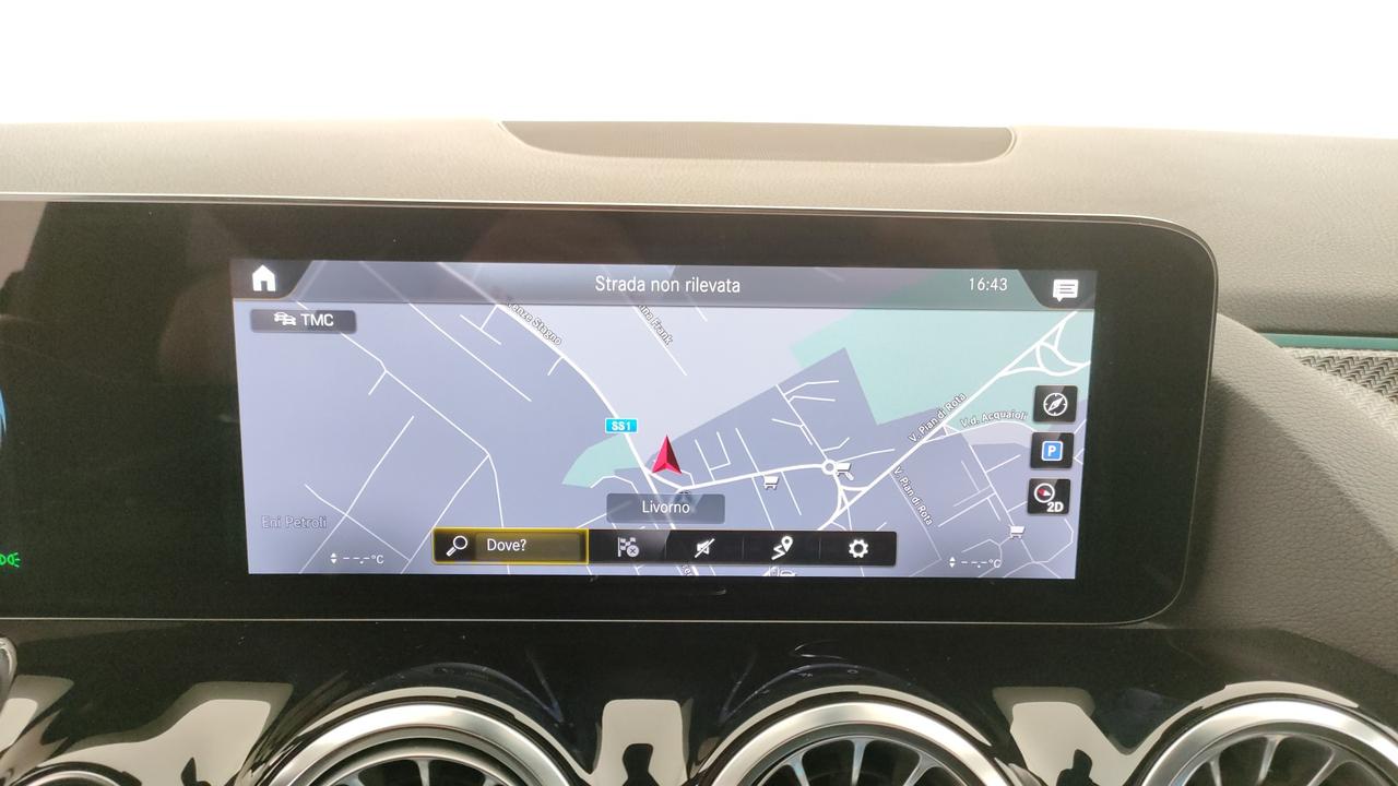 Mercedes-Benz GLA 180 d Premium auto