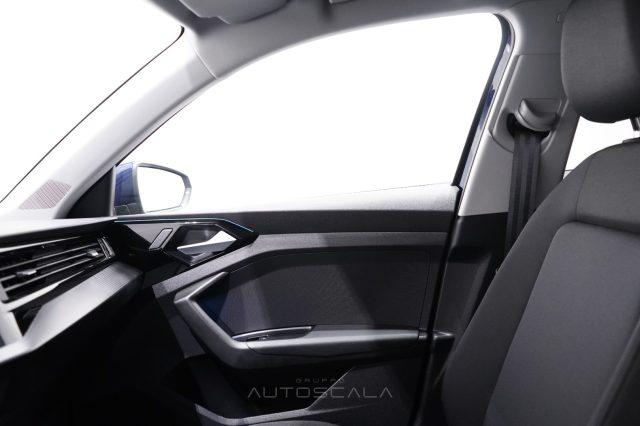 AUDI A1 allstreet 30 TFSI S-Tronic Identity Contrast