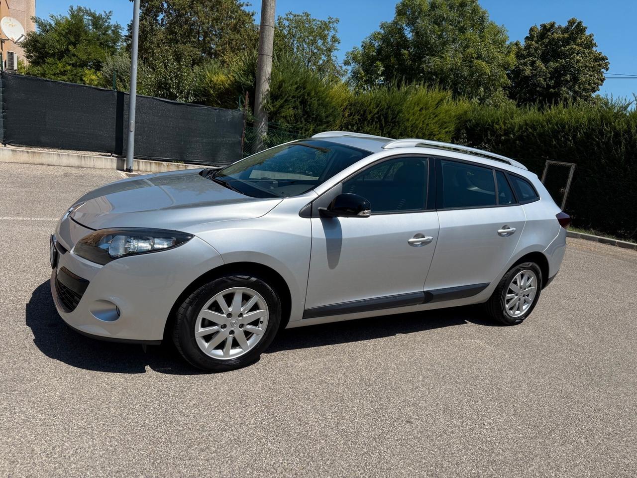 Renault Megane III SporTour 1.9 dci - NAV. - 12 MESI DI GARANZIA