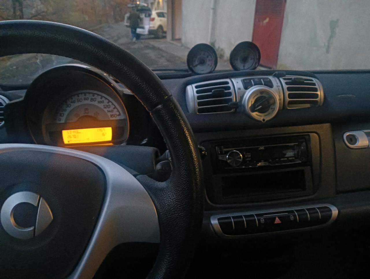 Smart ForTwo 1000 45 kW MHD coupé pure