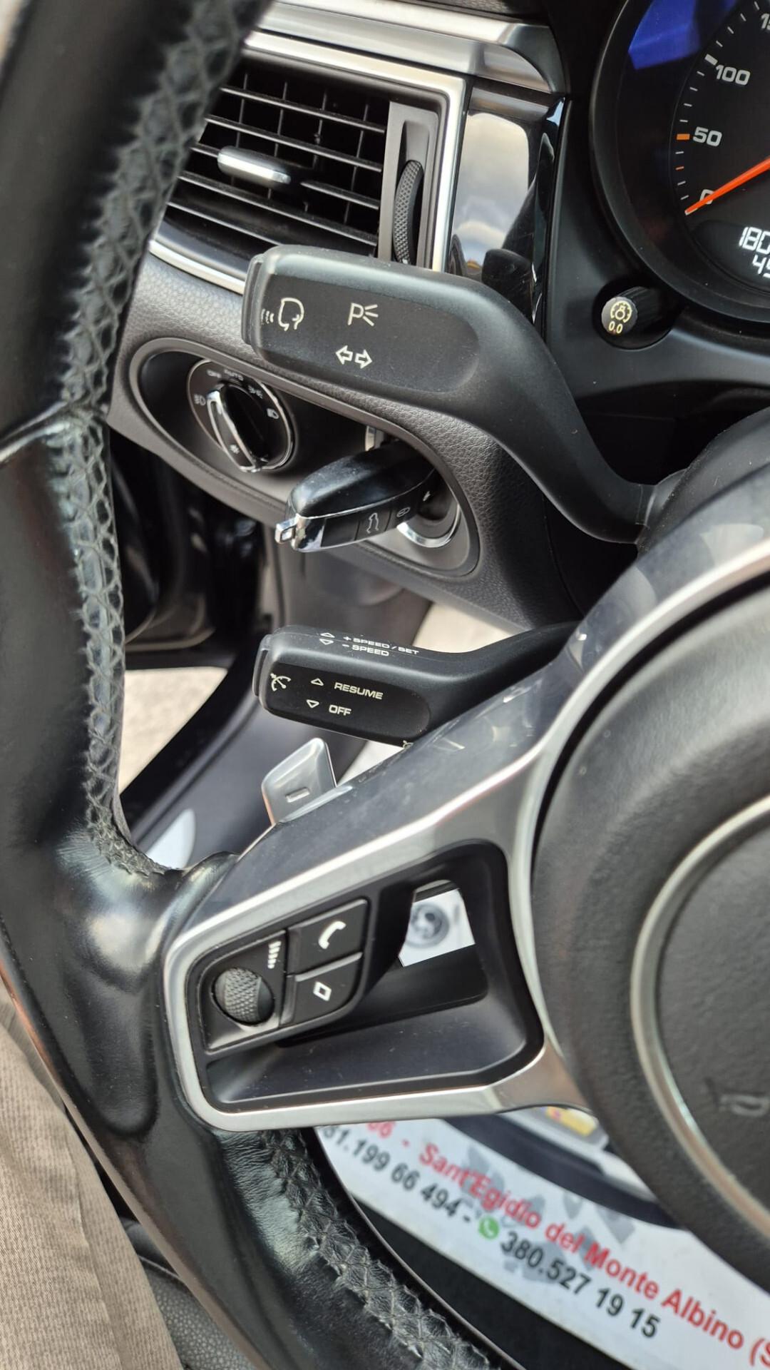 Porsche Macan s
