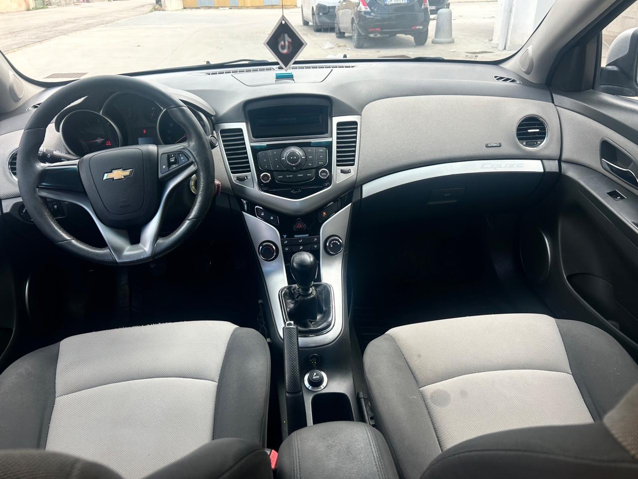 Chevrolet Cruze 1.6 GPL