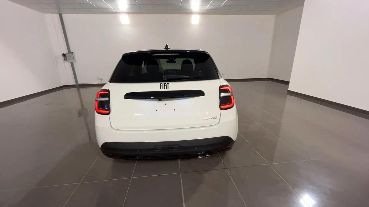 Fiat 600 Hybrid 110 CV DCT MHEV Sport Edizione Milano Cortina 26