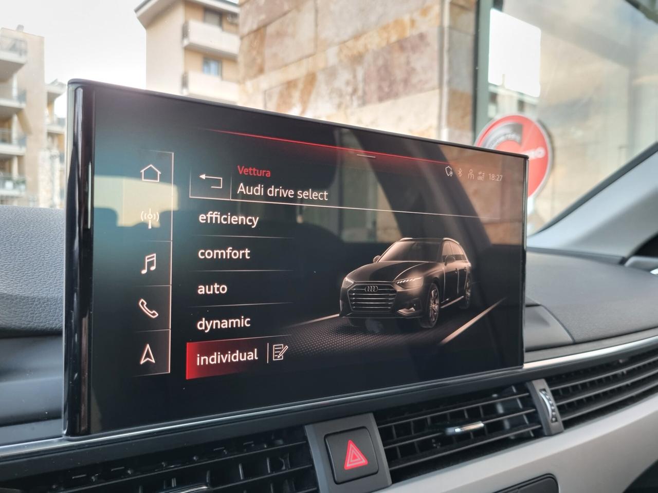 Audi A4 V Avant 30 2.0 tdi mhev 136cv s-tronic