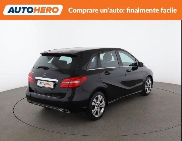 MERCEDES-BENZ B 180 d Sport