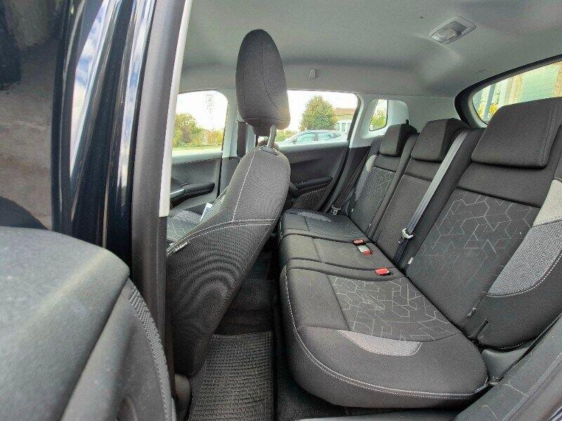 Peugeot 2008 PureTech 82 S&S Active