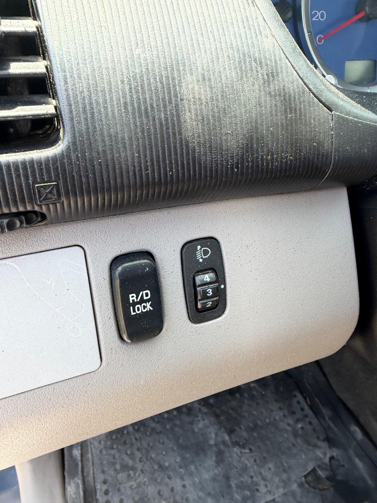 Mitsubishi L200 2.5 DI-D/136CV Single Cab Inform