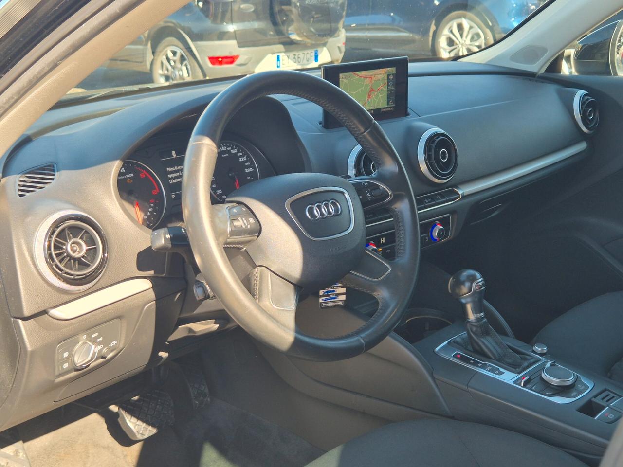 Audi A3 1.6 TDI ultra Attraction S-TRONIC
