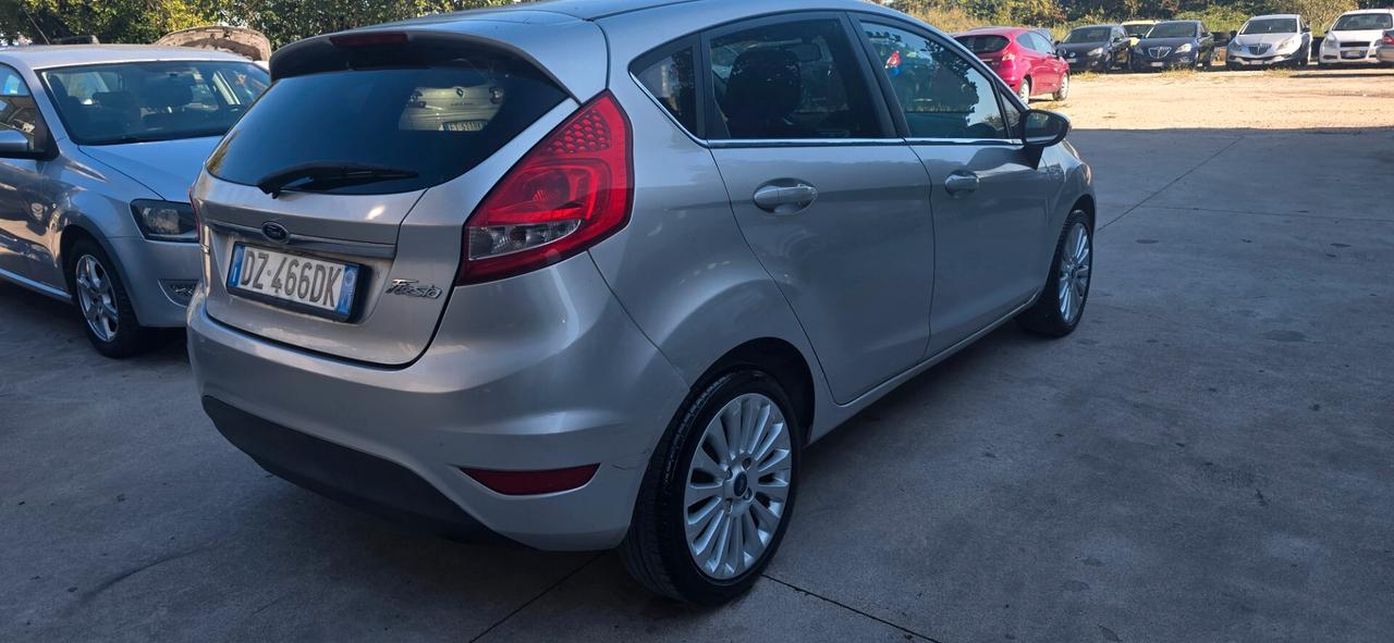 Ford Fiesta 1.4 TDCi 5p. Ghia